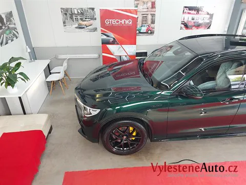 Alfa Romeo Stelvio - Vícekroková renovace laku