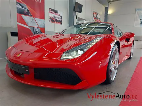 Ferrari 458 Italia - Vícekroková renovace laku