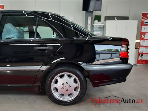 Mercedes C 200