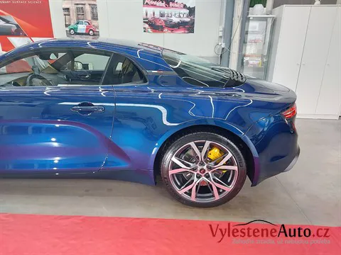 Alpine A110 - Leštění a keramická ochrana laku