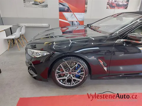 BMW 850i cabrio - Renovace a keramická ochrana laku