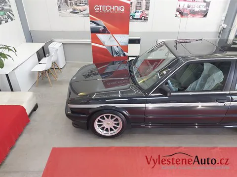 BMW e30 Hartge - Vícekroková renovace a ochrana laku