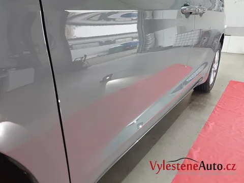 Chrysler Pacifica 3.6 V6 - Leštění a keramická ochrana laku