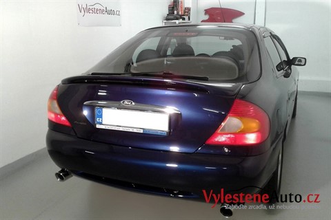 Ford Mondeo 2.5 V6 24V Ghia
