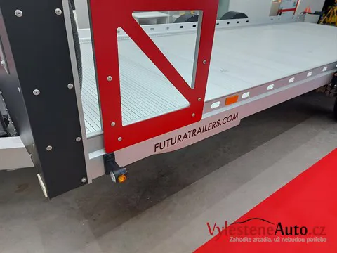 Vlek na přepravu sportovních automobilů - Čištění, odmaštění a keramická ochrana