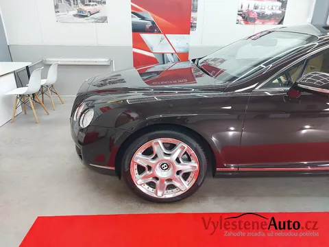 Bentley Continental W12 twin-turbo