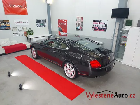 Bentley Continental W12 twin-turbo