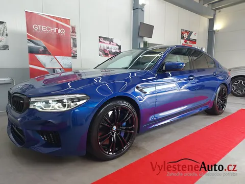 BMW M5 