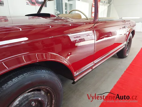 Mercedes-Benz Pagoda