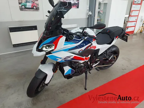 BMW M1000XR