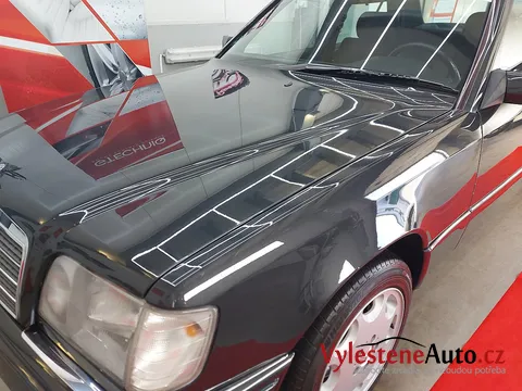 Mercedes-Benz W124 2.8