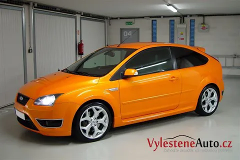 Ford Focus ST - Electric Orange - Renovace laku