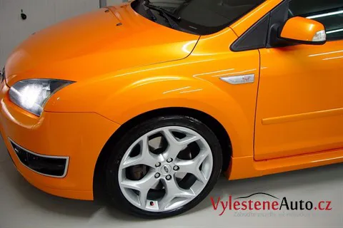 Ford Focus ST - Electric Orange - Renovace laku