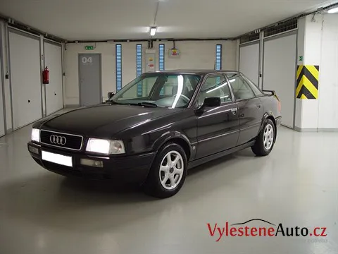 Audi 80 2.0 - Leštění laku