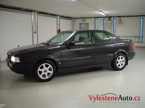Audi 80 2.0 - Leštění laku