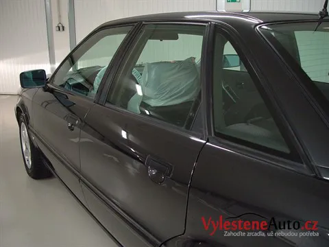 Audi 80 2.0 - Leštění laku