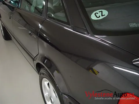 Audi 80 2.0 - Leštění laku