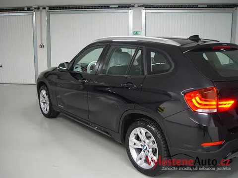 BMW X1 2.0d - Leštění laku