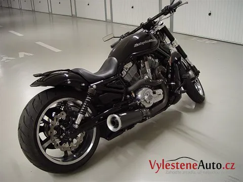 Harley Davidson - Leštění a ochrana laku