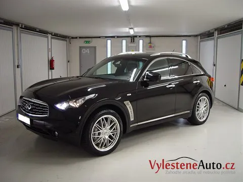 Infiniti QX70 - Renovace laku
