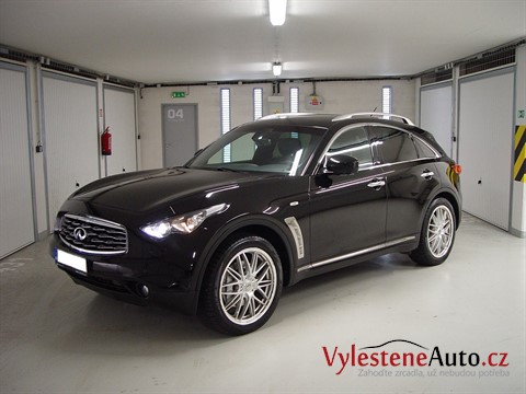 Infiniti QX70