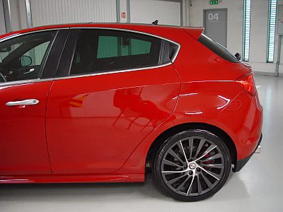 Alfa Romeo Giulietta Quadrifoglio Verde - renovace laku - detail 18