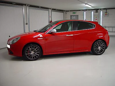 Alfa Romeo Giulietta Quadrifoglio Verde - renovace laku - detail 22