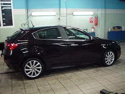 Alfa Romeo Giulietta - rozleštění a ochrana laku - detail 11