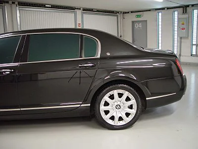 Bentley Flying Spur W12 6.0 twin turbo - renovace laku - detail 7