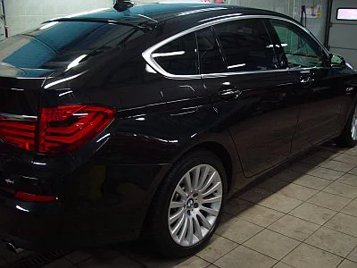 BMW 5 GT - základní renovace laku - detail 6