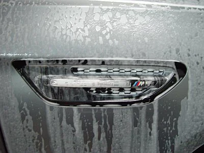 BMW 5 - renovace laku ve spolupráci s profesionálním servisem Auto - Mhill - detail 4