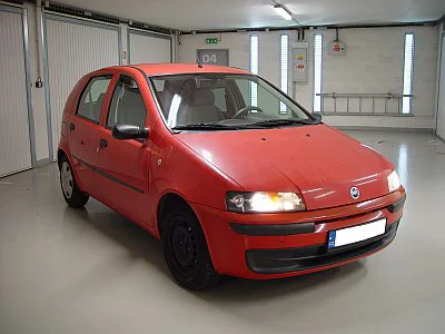 Fiat Punto II - základní rozleštění laku - PŘED a PO - detail 3