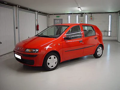 Fiat Punto II - základní rozleštění laku - PŘED a PO - detail 6