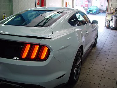 Ford Mustang GT - rozleštění a ochrana laku - detail 33