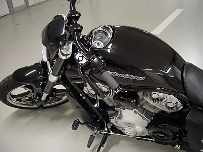 Harley Davidson - rozleštění a ochrana laku - detail 4