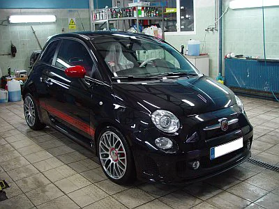 Leštíme, voskujeme, chráníme, zdokonalujeme. Jsme Vylesteneauto.cz - detail 1