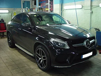 Mercedes GLE - rozleštění a ochrana laku - detail 1