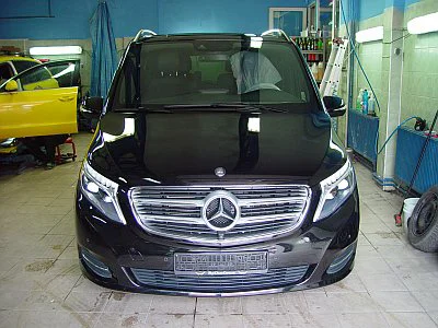 Mercedes V - rozleštění a ochrana laku - detail 1