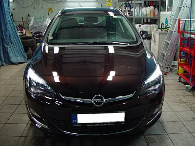 Opel - leštění laku - detail 1