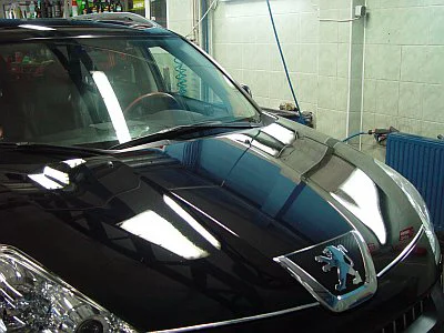 Peugeot 4007 - renovace a ochrana laku - detail 8