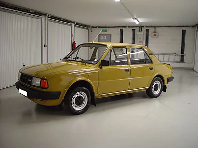 Škoda 105 - rozleštění laku - detail 6