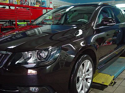 Škoda - leštění laku - detail 10