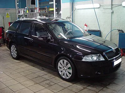 Škoda Octavia kombi RS - renovace laku - detail 11