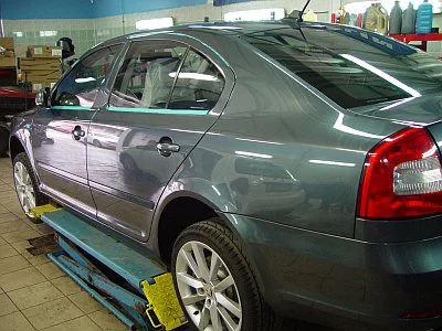 Škoda Octavia Laurin Klement - leštění laku - detail 14