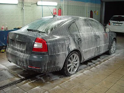 Škoda Octavia Laurin Klement - leštění laku - detail 18