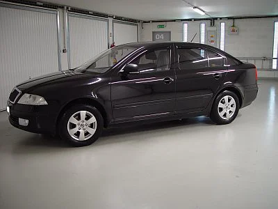 Škoda Octavia - rozleštění laku ve spolupráci s profesionálním servisem Mhill - detail 3