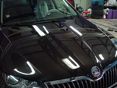 Škoda Super kombi II - renovace laku - detail 10