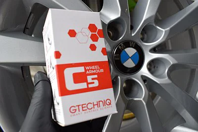 BMW 530d kombi - renovace a nanokeramická ochrana laku - detail 10