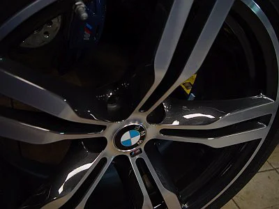 BMW 750d - nanokeramická ochrana laku - detail 2