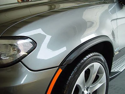 BMW X5 4.8 iS - renovace a nanokeramická ochrana laku - detail 1